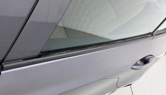 2016 Hyundai Grand i10 MAGNA AT 1.2 KAPPA VTVT, Petrol, Automatic, 36,608 km, Rear left door - Weather strip has minor damage