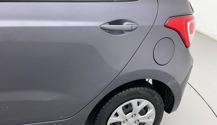 2016 Hyundai Grand i10 MAGNA AT 1.2 KAPPA VTVT, Petrol, Automatic, 36,608 km, Left quarter panel - Rusted