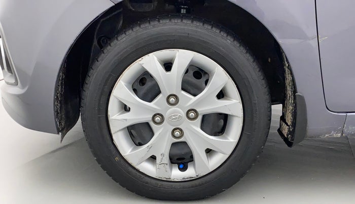 2016 Hyundai Grand i10 MAGNA AT 1.2 KAPPA VTVT, Petrol, Automatic, 36,608 km, Left Front Wheel