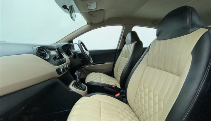 2016 Hyundai Grand i10 MAGNA AT 1.2 KAPPA VTVT, Petrol, Automatic, 36,608 km, Right Side Front Door Cabin