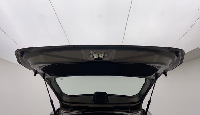 2019 Maruti New Wagon-R VXI 1.2 AMT, Petrol, Automatic, 28,624 km, Boot Door Open