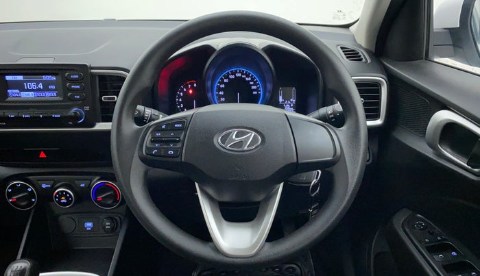 2020 Hyundai VENUE S MT 1.2 KAPPA, Petrol, Manual, 3,393 km, Steering Wheel Close-up