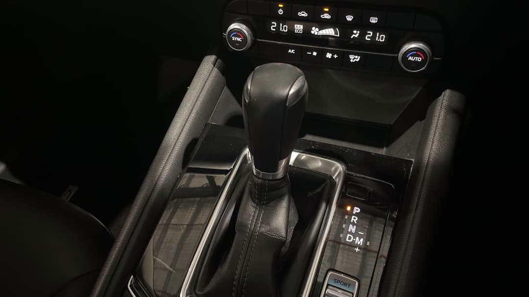 2021 Mazda CX-5 Touring (AWD), Automatic, 21407 km, Gear Lever 