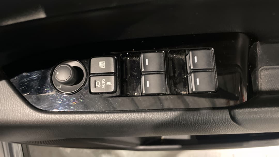 2021 Mazda CX-5 Touring (AWD), Automatic, 21407 km, Drivers Side Door Panel Controls
