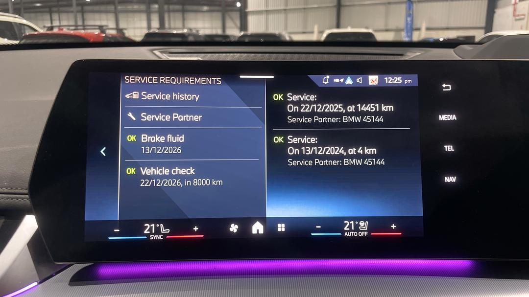 2024 BMW Ix1 Edrive20 Xline, Automatic, 21367 km, Service History