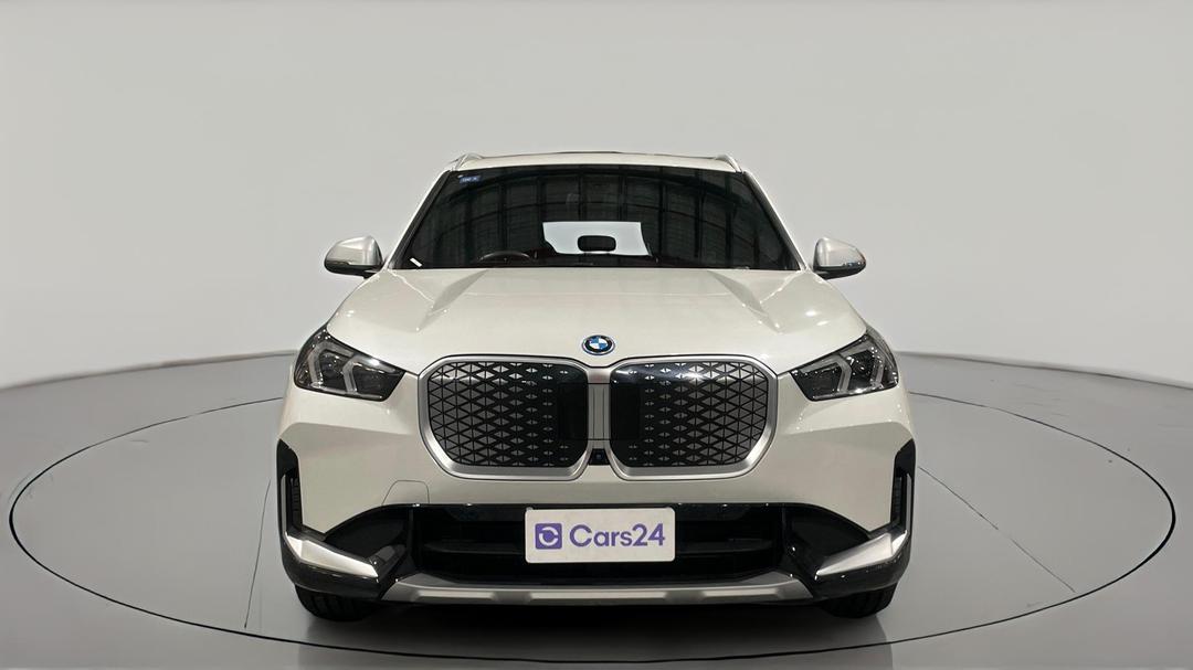2024 BMW Ix1 Edrive20 Xline, Automatic, 21367 km, Front View