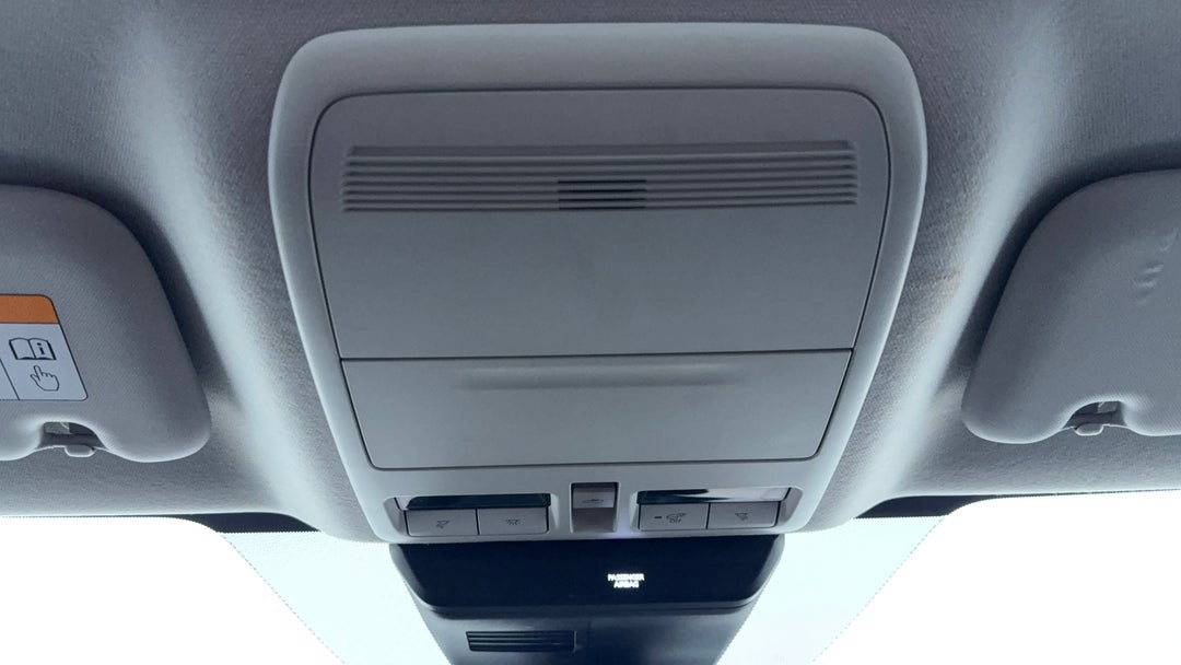 On-Roof Controls/Sunglass holder