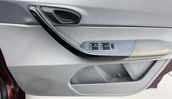 2022 Tata TIGOR XZ CNG, CNG, Manual, 33,766 km, Driver Side Door Panels Control