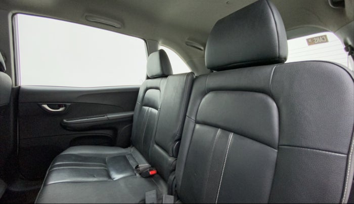 2018 Honda BR-V 1.5L I- DTEC VX, Diesel, Manual, 1,16,190 km, Right Side Rear Door Cabin