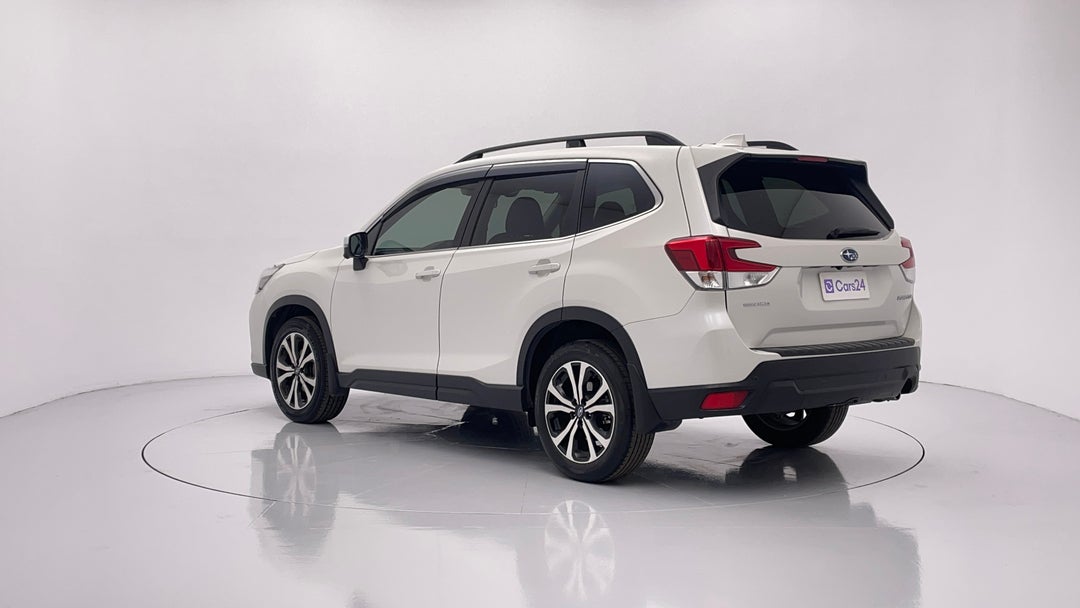 Left Back Diagonal (45- Degree) View