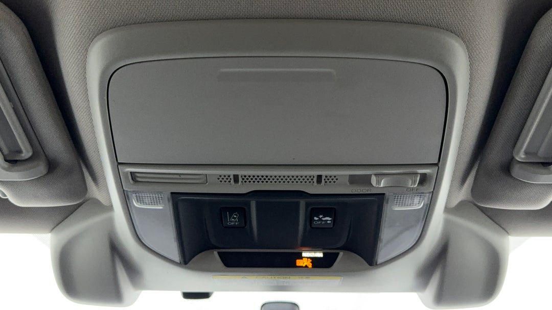 On-Roof Controls/Sunglass holder