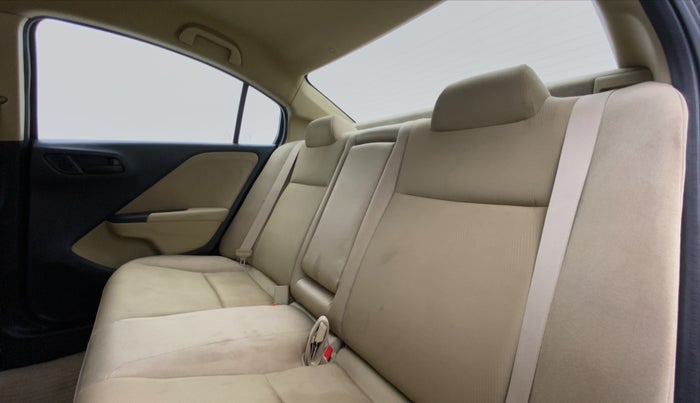 2015 Honda City SV MT PETROL, Petrol, Manual, 59,023 km, Right Side Rear Door Cabin