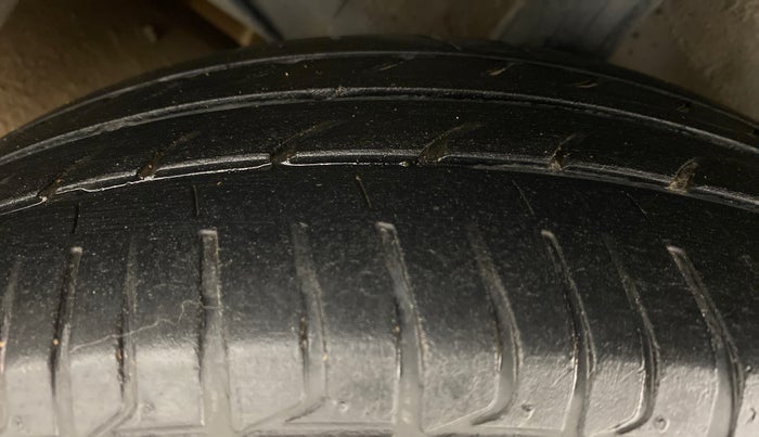 2015 Honda City SV MT PETROL, Petrol, Manual, 59,023 km, Right Rear Tyre Tread