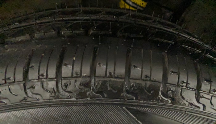 2018 Datsun Go Plus T, Petrol, Manual, 31,509 km, Right Rear Tyre Tread