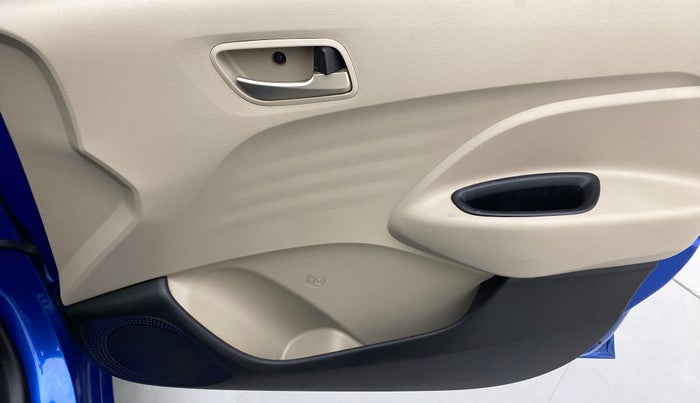 2020 Hyundai NEW SANTRO 1.1 ASTA AMT, Petrol, Automatic, 15,626 km, Driver Side Door Panels Control