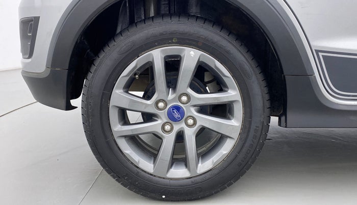 2019 Ford FREESTYLE TITANIUM + 1.2 TI-VCT, Petrol, Manual, 20,855 km, Right Rear Wheel