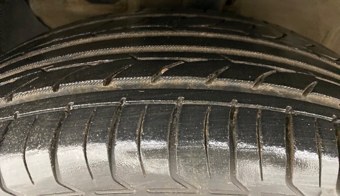2018 Hyundai Creta E PLUS 1.4 DIESEL, Diesel, Manual, 62,581 km, Left Front Tyre Tread