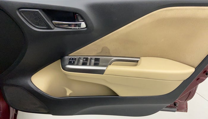 2014 Honda City V MT PETROL, CNG, Manual, 91,117 km, Driver Side Door Panels Control
