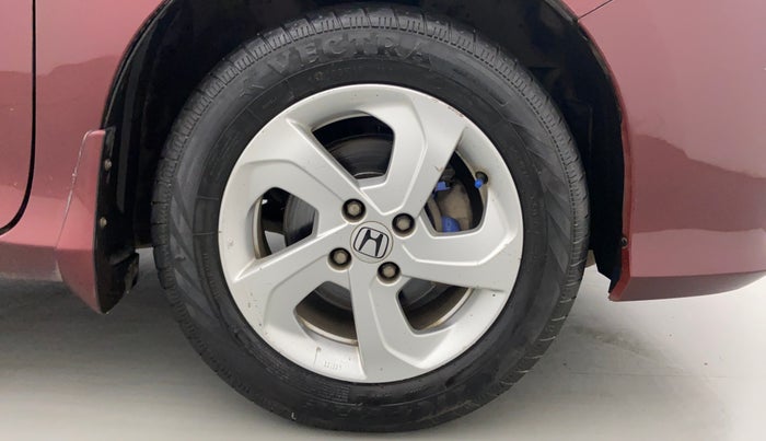 2014 Honda City V MT PETROL, CNG, Manual, 91,117 km, Right Front Wheel
