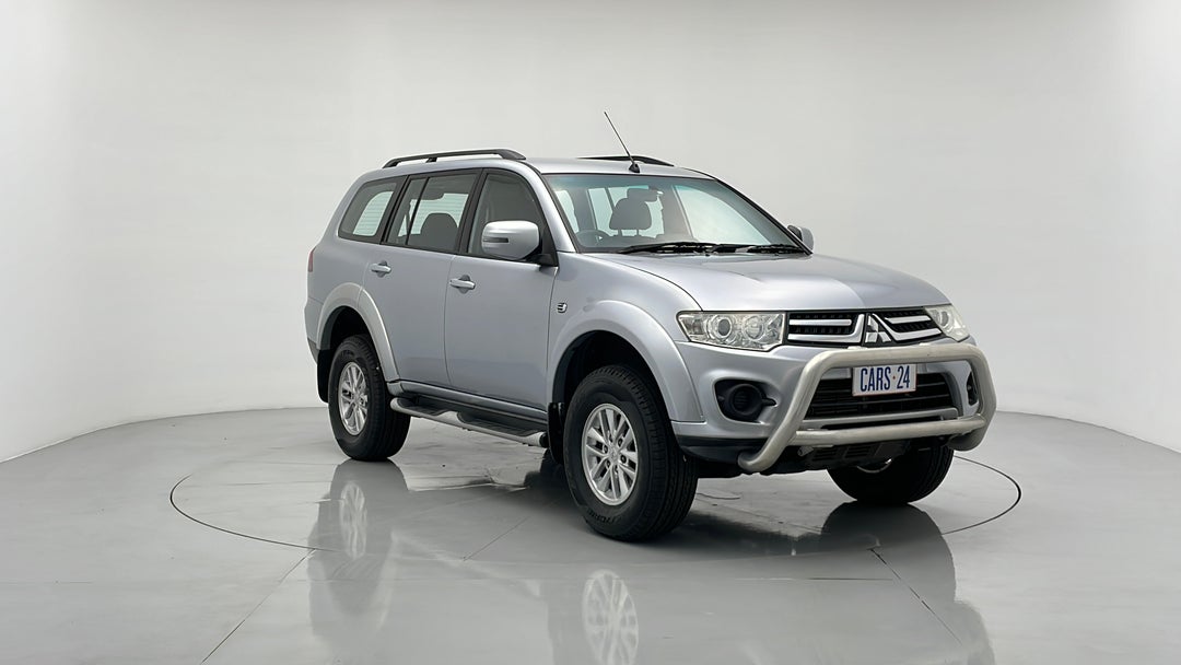 Right Front Diagonal (45- Degree) View