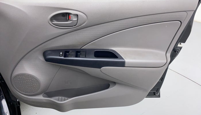 2011 Toyota Etios G, Petrol, Manual, 29,047 km, Driver Side Door Panels Control