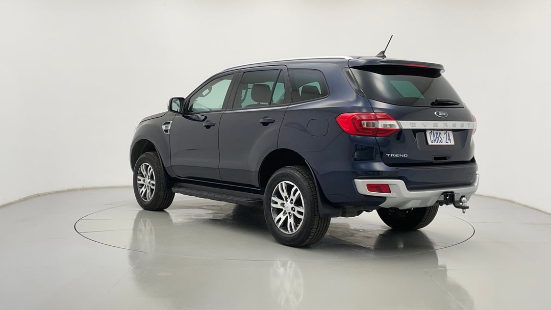 Left Back Diagonal (45- Degree) View