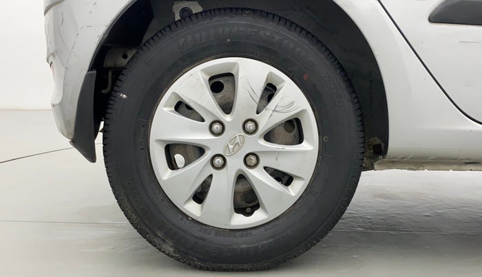 2012 Hyundai i10 MAGNA 1.2 KAPPA2, Petrol, Manual, 22,444 km, Right Rear Wheel