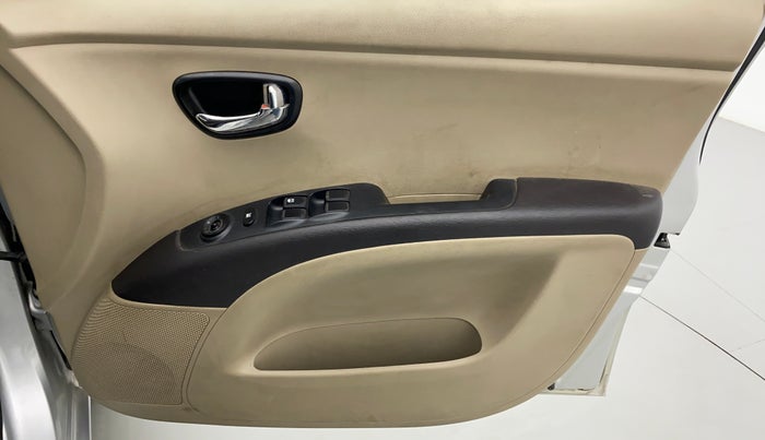 2012 Hyundai i10 MAGNA 1.2 KAPPA2, Petrol, Manual, 22,444 km, Driver Side Door Panels Control