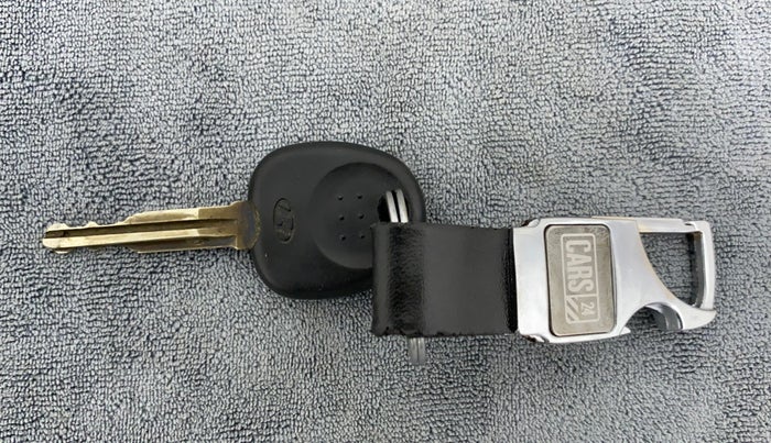 2012 Hyundai i10 MAGNA 1.2 KAPPA2, Petrol, Manual, 22,444 km, Key Close Up