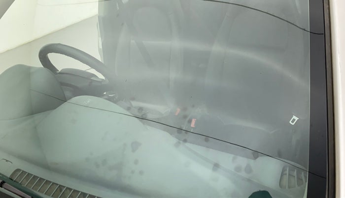 2014 Maruti Alto 800 LXI, Petrol, Manual, 64,561 km, Front windshield - Minor spot on windshield