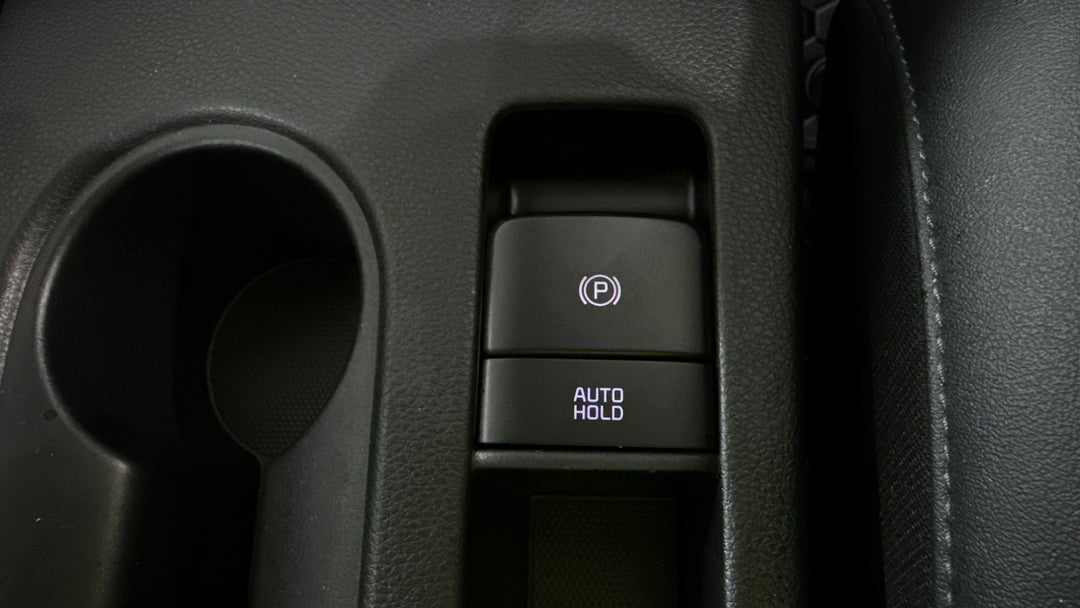 2021 Kia Seltos Sport+ (FWD), Automatic, 37856 km, Handbrake