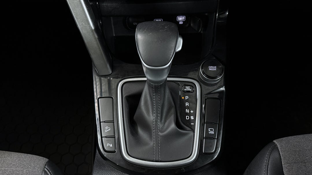 2021 Kia Seltos Sport+ (FWD), Automatic, 37856 km, Gear Lever 