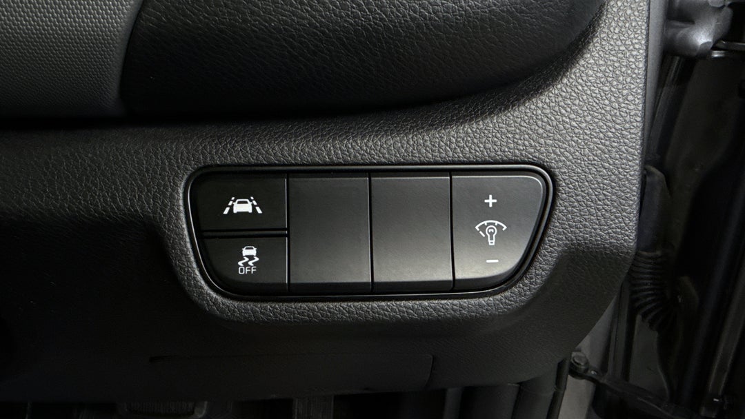 2021 Kia Seltos Sport+ (FWD), Automatic, 37856 km, Utility Switches/Buttons