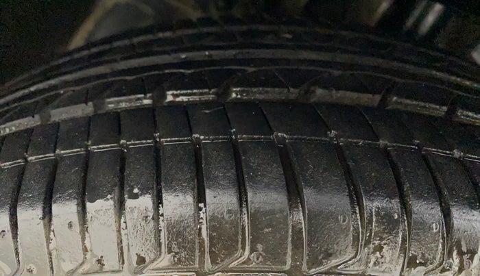 2020 Tata Tiago XZ PLUS PETROL, Petrol, Manual, 66,943 km, Left Front Tyre Tread