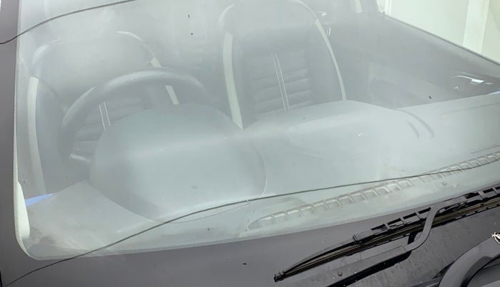 2020 Tata Tiago XZ PLUS PETROL, Petrol, Manual, 66,943 km, Front windshield - Minor spot on windshield