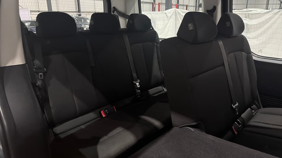 2022 Hyundai Staria Staria, Automatic, 75871 km, Third Row Seats