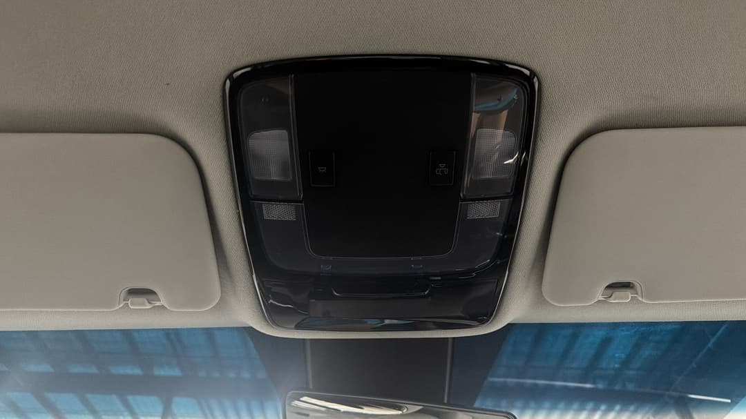 2022 Hyundai Staria Staria, Automatic, 75871 km, On-Roof Controls/Sunglass holder