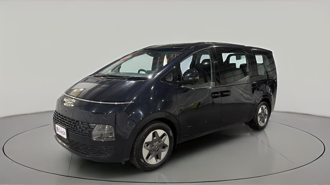 2022 Hyundai Staria Staria, Automatic, 75871 km, Left Front Diagonal (45- Degree) View