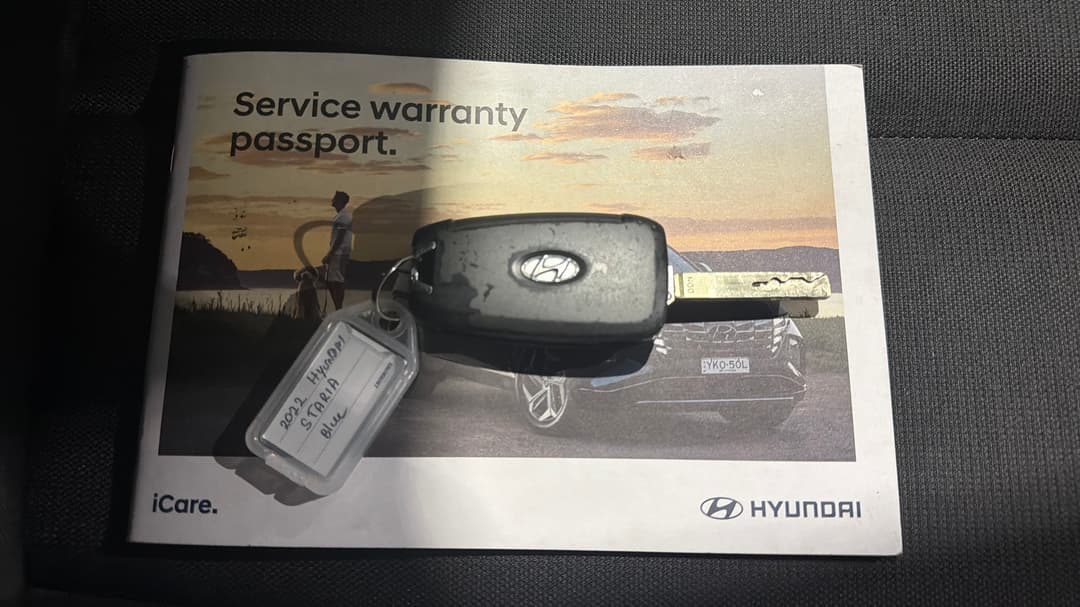 2022 Hyundai Staria Staria, Automatic, 75871 km, Key Close-up