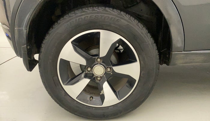 2017 Tata NEXON XZ PLUS PETROL, Petrol, Manual, 54,881 km, Right Rear Wheel