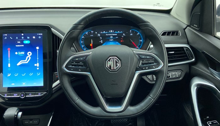 2019 MG HECTOR SHARP DCT PETROL, Petrol, Automatic, 13,186 km, Steering Wheel Close Up