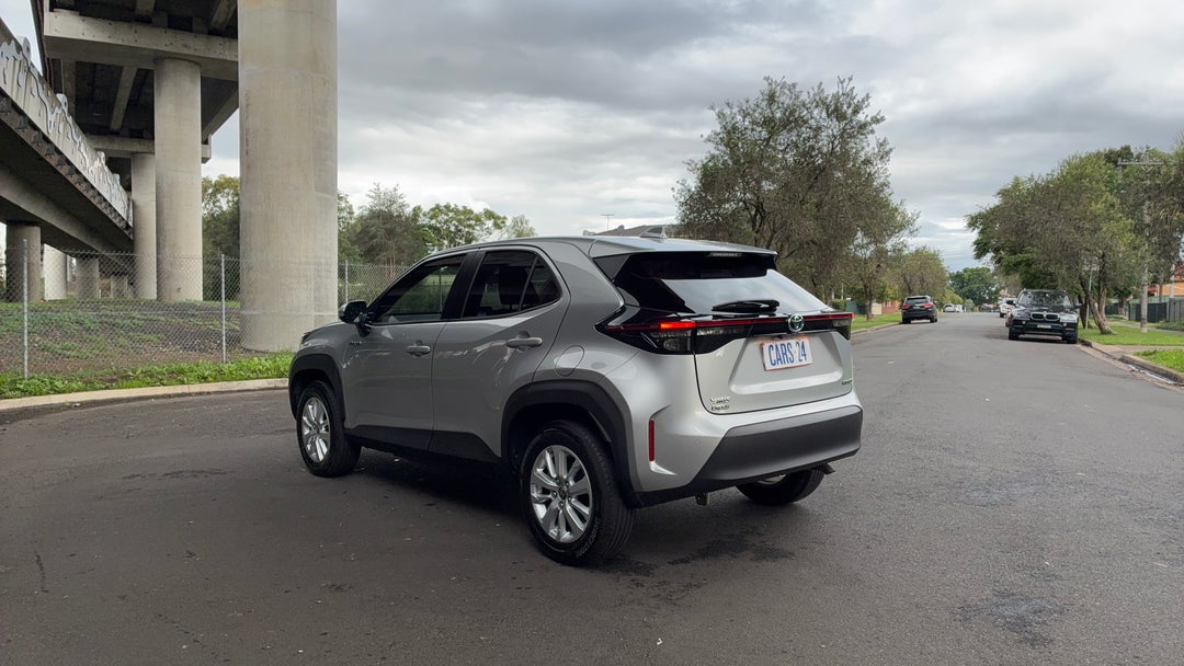 Left Back Diagonal (45- Degree) View