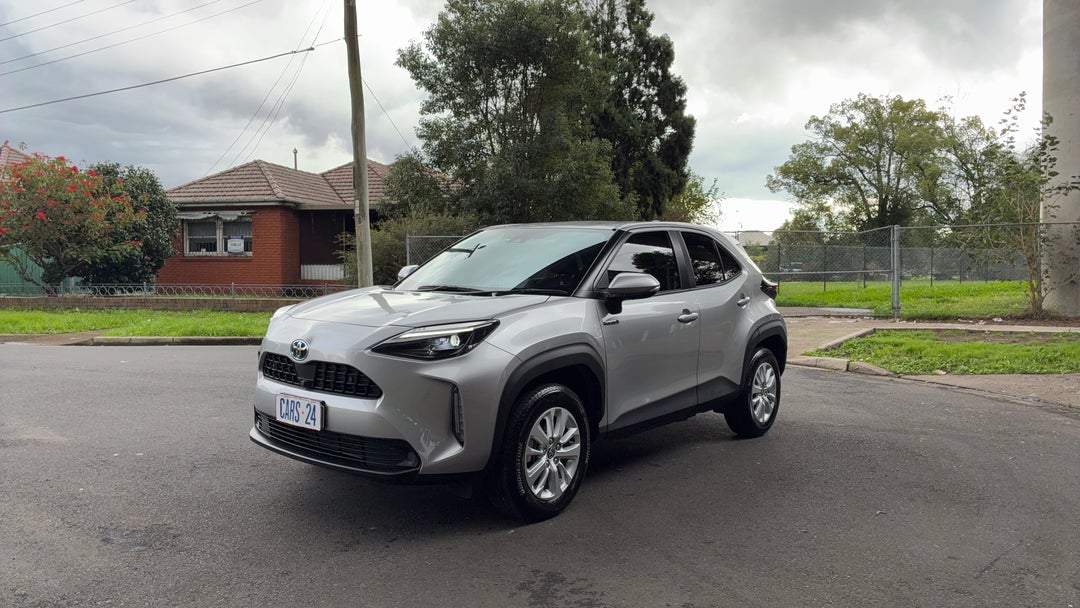 Left Front Diagonal (45- Degree) View