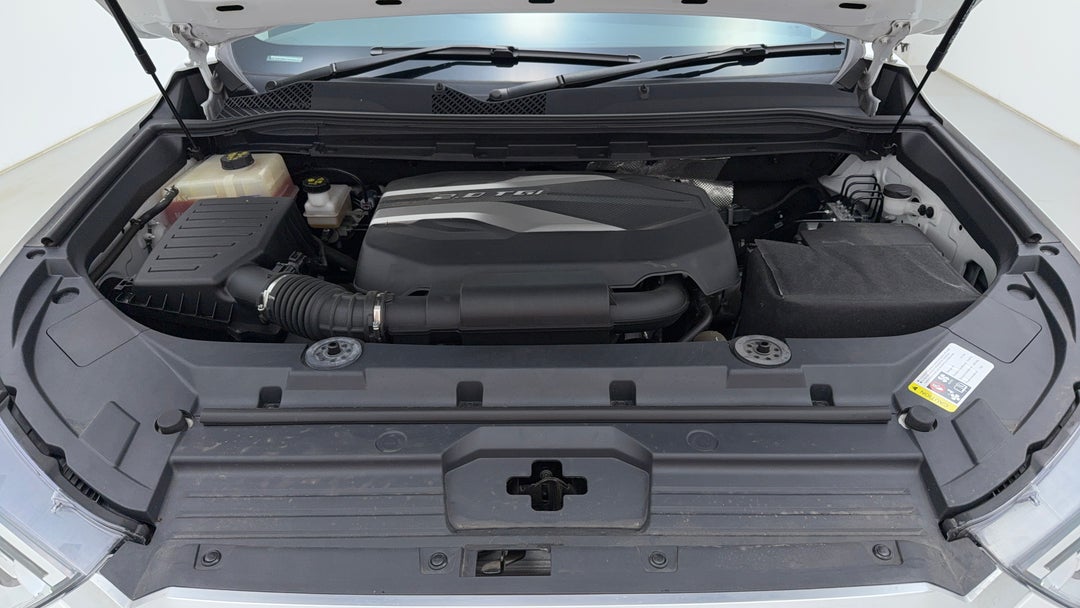 Open Bonnet (Engine)