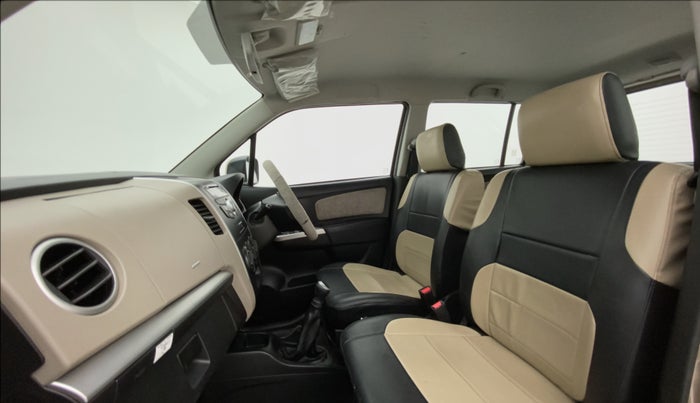 2015 Maruti Wagon R 1.0 VXI, Petrol, Manual, 22,367 km, Right Side Front Door Cabin