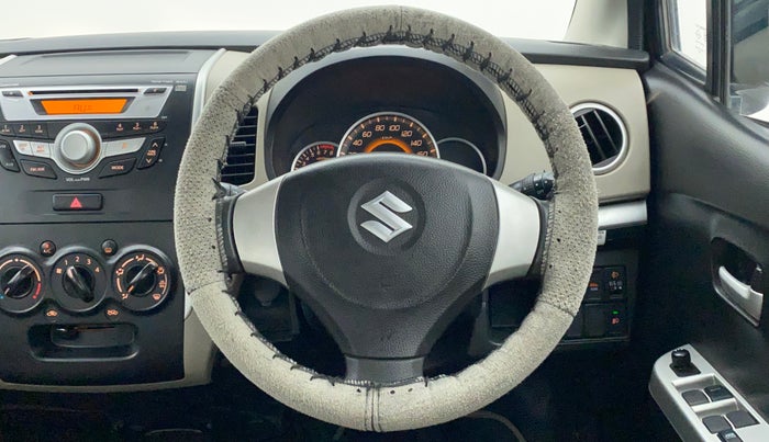 2015 Maruti Wagon R 1.0 VXI, Petrol, Manual, 22,367 km, Steering Wheel Close Up