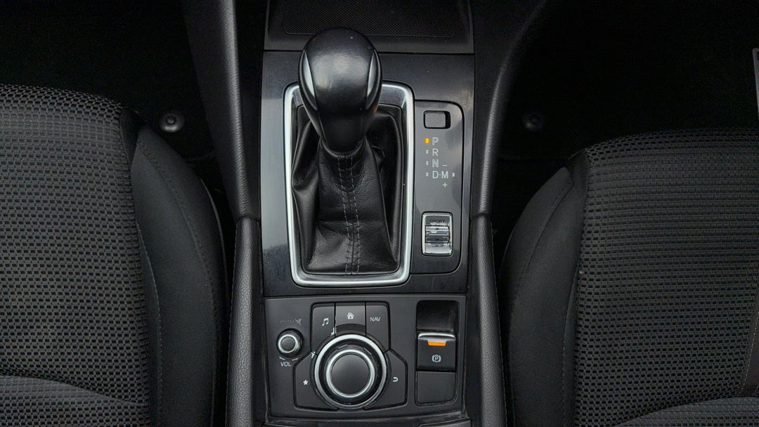 2018 Mazda 3 Maxx Sport, Automatic, 55915 km, Gear Lever 