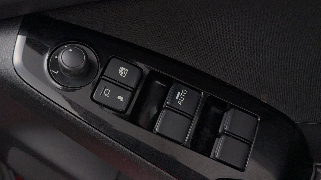 2018 Mazda 3 Maxx Sport, Automatic, 55915 km, Drivers Side Door Panel Controls