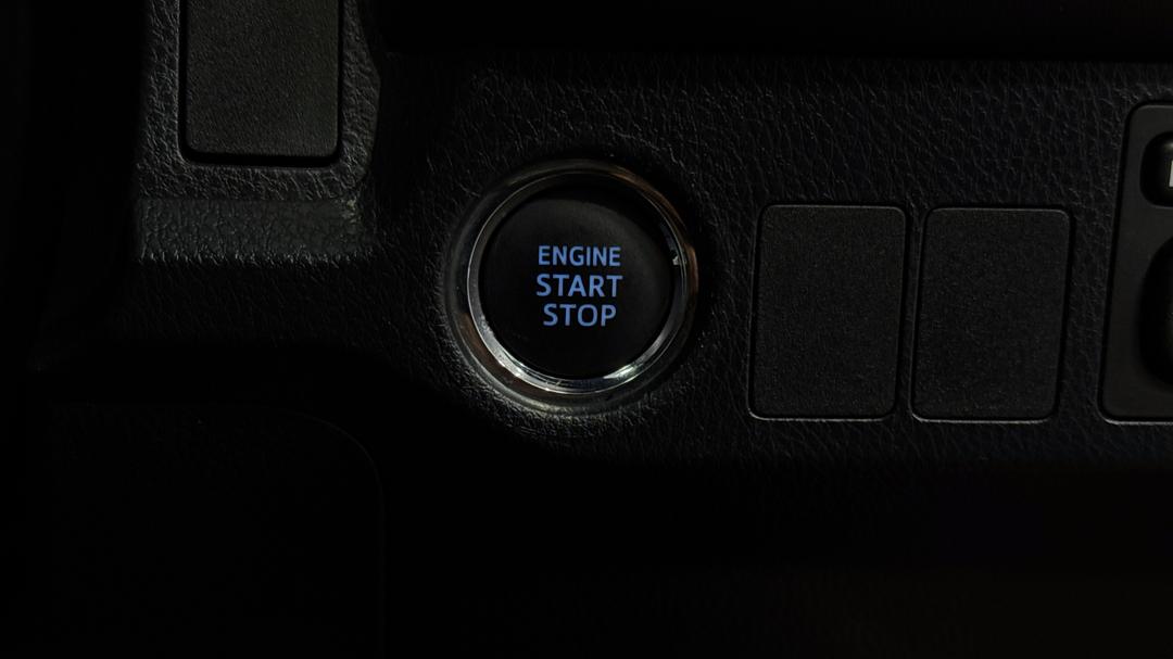 2017 Toyota RAV4 Gxl (2WD), Automatic, 139803 km, Keyless / Button Start