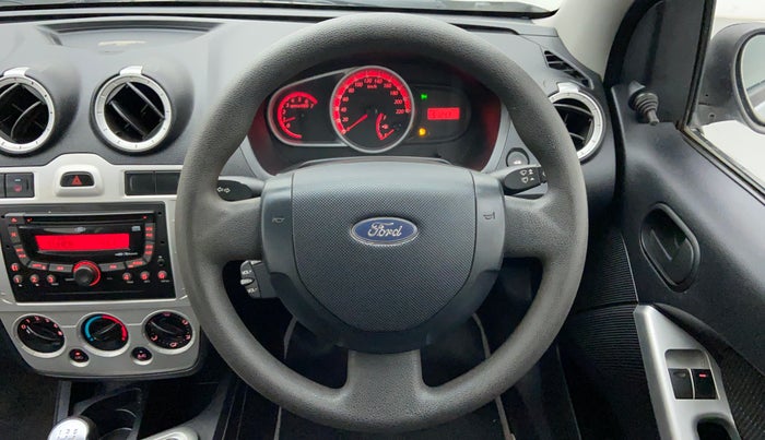 2013 Ford Figo 1.2 ZXI DURATEC, Petrol, Manual, 51,321 km, Steering Wheel Close Up